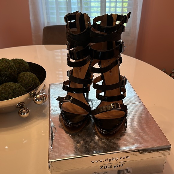 Zigi Girl Heeled Sandals. Size 10. Worn once - Picture 2 of 2